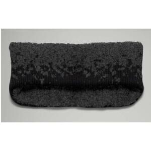 0221 Lululemon Womens Ombre Knit Textured Ear Warmer Black / Graphite Grey